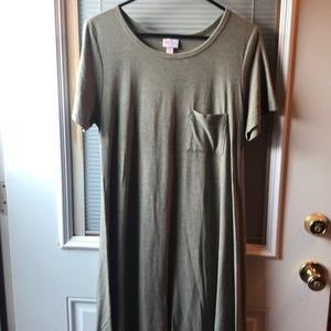 medium LuLaRoe Carly